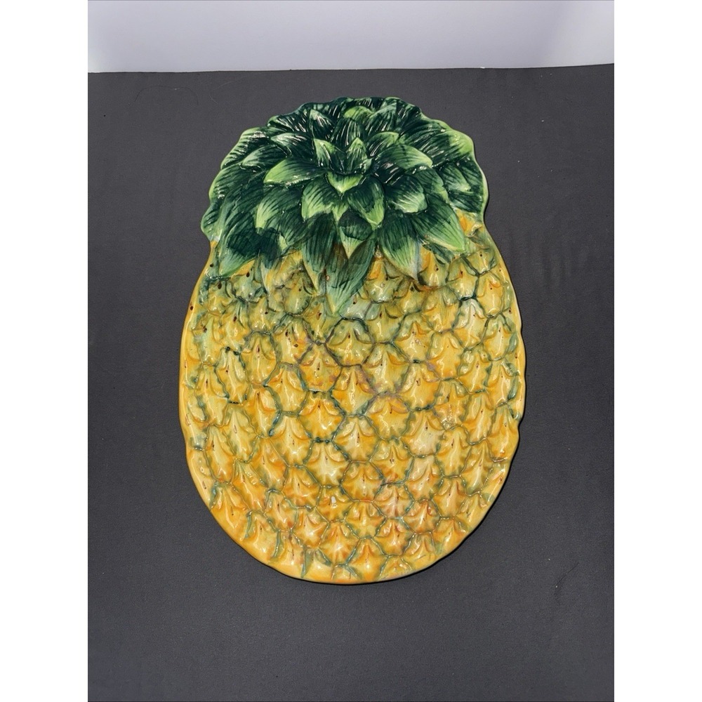 Vintage Word Bazaar 14''Ceramik Pineapple Decorative Handing Platter